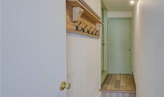 82 Garland Ave, Cranston, RI 02910