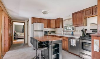 19 Amherst Rd, Merrimack, NH 03054