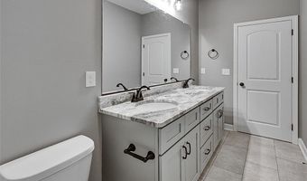932 Friendly Cir, Asheboro, NC 27205