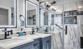 626 Highview Circle Dr, Ballwin, MO 63021