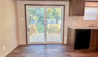 232 S Oak St, Austin, IN 47102