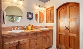13 Coyote Loop, Arroyo Hondo, NM 87513