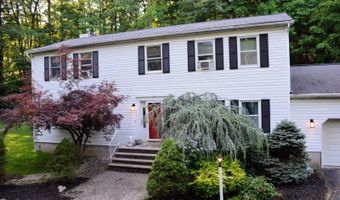4 Panorama Dr, Alloway, NJ 07461