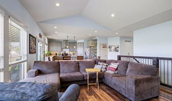 275 Driftwood Ln, Ashland, NE 68003