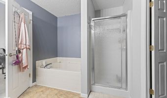 919 Charnwood Pkwy, Beech Grove, IN 46107