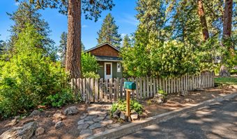 1449 NW Lexington Ave, Bend, OR 97703