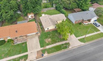 4015 Clarendon St, Bel Aire, KS 67220