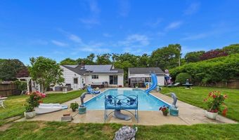 26 Pershing Ave, Acushnet, MA 02743