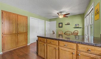 37 Fenchurch Dr, Bella Vista, AR 72715