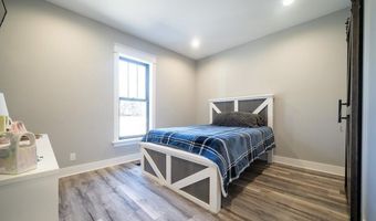 8477 84th St SE, Alto, MI 49302