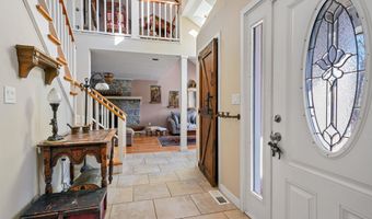 417 Candia Rd, Chester, NH 03036