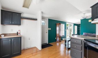27 Woodward Road 40, Lincoln, RI 02865
