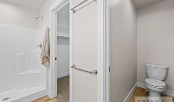 1018 Alpine Ave, Chubbuck, ID 83202