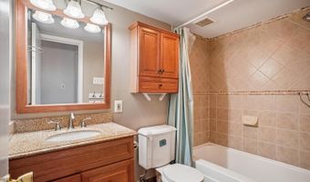 3356 WOODBURN Rd #34, Annandale, VA 22003