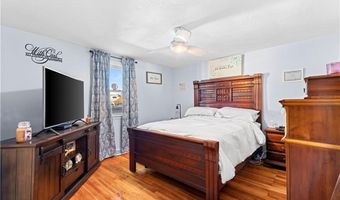 324 Brown St, East Providence, RI 02914