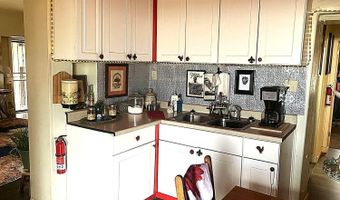 162 W 5TH St, Benson, AZ 85602