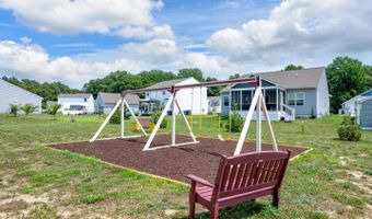 318 Pontoon Dr, Felton, DE 19943