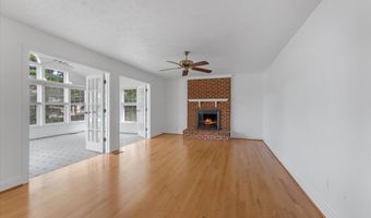 43868 STRONGHOLD Ct, Ashburn, VA 20147
