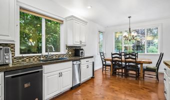 796 SE Briarwood Ct, Bend, OR 97702