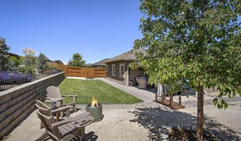 2203 Windrow Dr, Fernley, NV 89408
