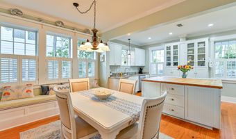 6 Carolina Ln, Beaufort, SC 29907