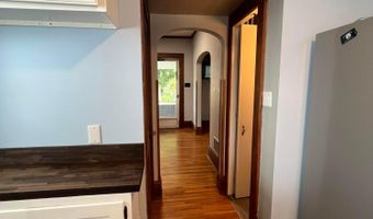 135 Morris Ave, Athens, OH 45701