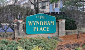 120 Dumbarton Hill Ct, Aberdeen, NJ 07747