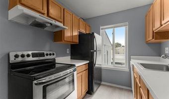 9993 Allen Pointe Dr, Allen Park, MI 48101