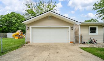 149 E 75th St, Anderson, IN 46013