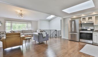 9 Edinburgh Dr, Bedford, NH 03110