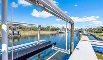5305 WISHING ARCH Dr, Apollo Beach, FL 33572