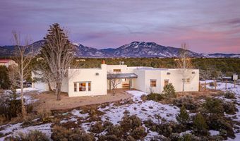 206 Hondo Seco Rd, Arroyo Seco, NM 87514