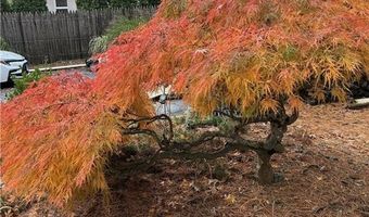 6 Blue Spruce Dr, Coventry, RI 02816