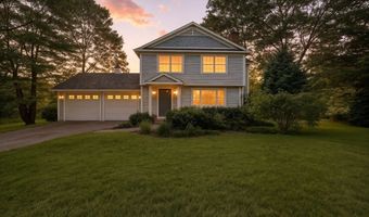 124 Pomeroy Ln, Amherst, MA 01002