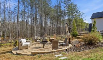 6061 Jacobs Rd SE, Acworth, GA 30102