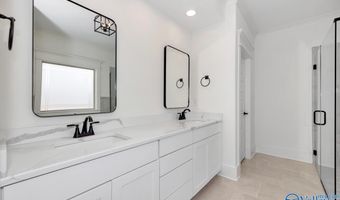 20854 Calcutta St, Athens, AL 35611