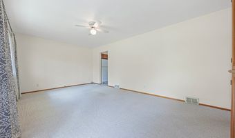 357 Maplewood Dr, Alliance, OH 44601