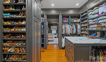 2100 The Plaza Rd, Charlotte, NC 28205