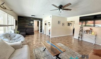 1515 Bryan Cir, Carlsbad, NM 88220