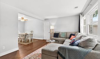 6333 Sheppard Dr, Affton, MO 63123