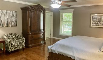 18 Southridge Ct, Batesville, AR 72501