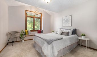 5268 E Woodmeade Ct SE, Ada, MI 49301