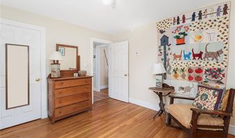 155 Evarts St, Newport, RI 02840