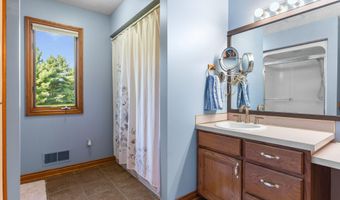 9774 68th Ave, Allendale, MI 49401