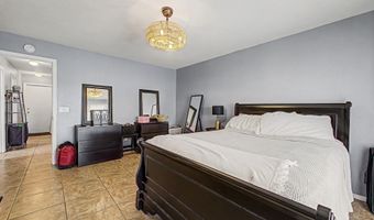2046 S RENNICK Dr, Apache Junction, AZ 85120