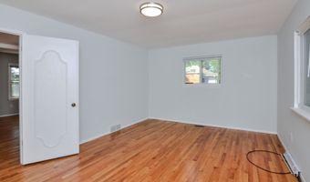 3187 Plymouth Rd Rd, Ann Arbor, MI 48105