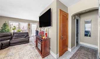 1228 Beardsley St, Akron, OH 44301