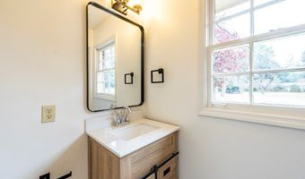 5902 WOODCLIFF St, Albany, GA 31721