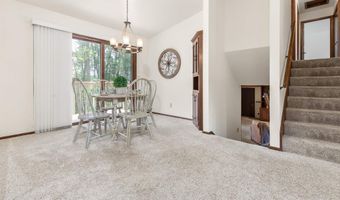 2320 STROEBE ISLAND Dr, Appleton, WI 54915