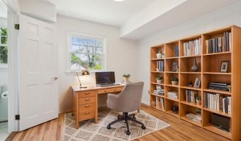 9505 SEDDON Ct, Bethesda, MD 20817